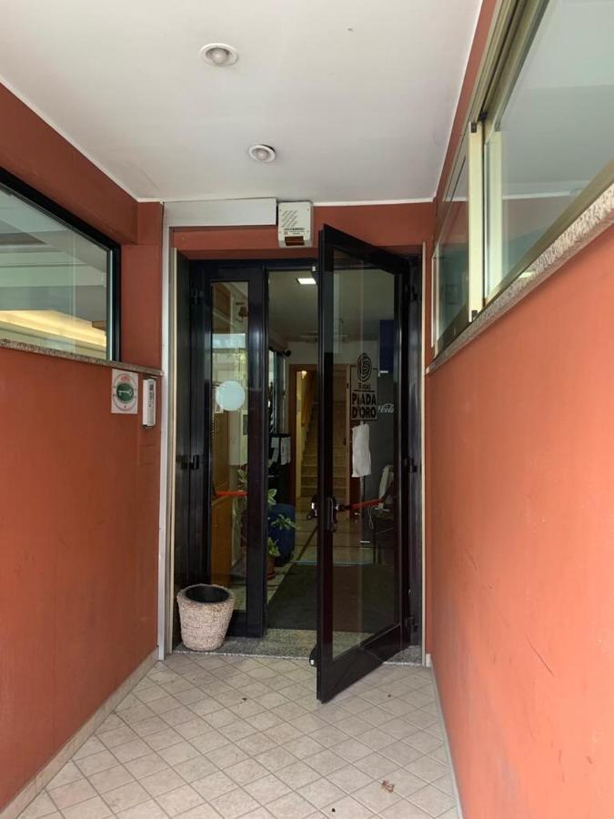 Hotel Piada D'Oro Ричоне Екстериор снимка